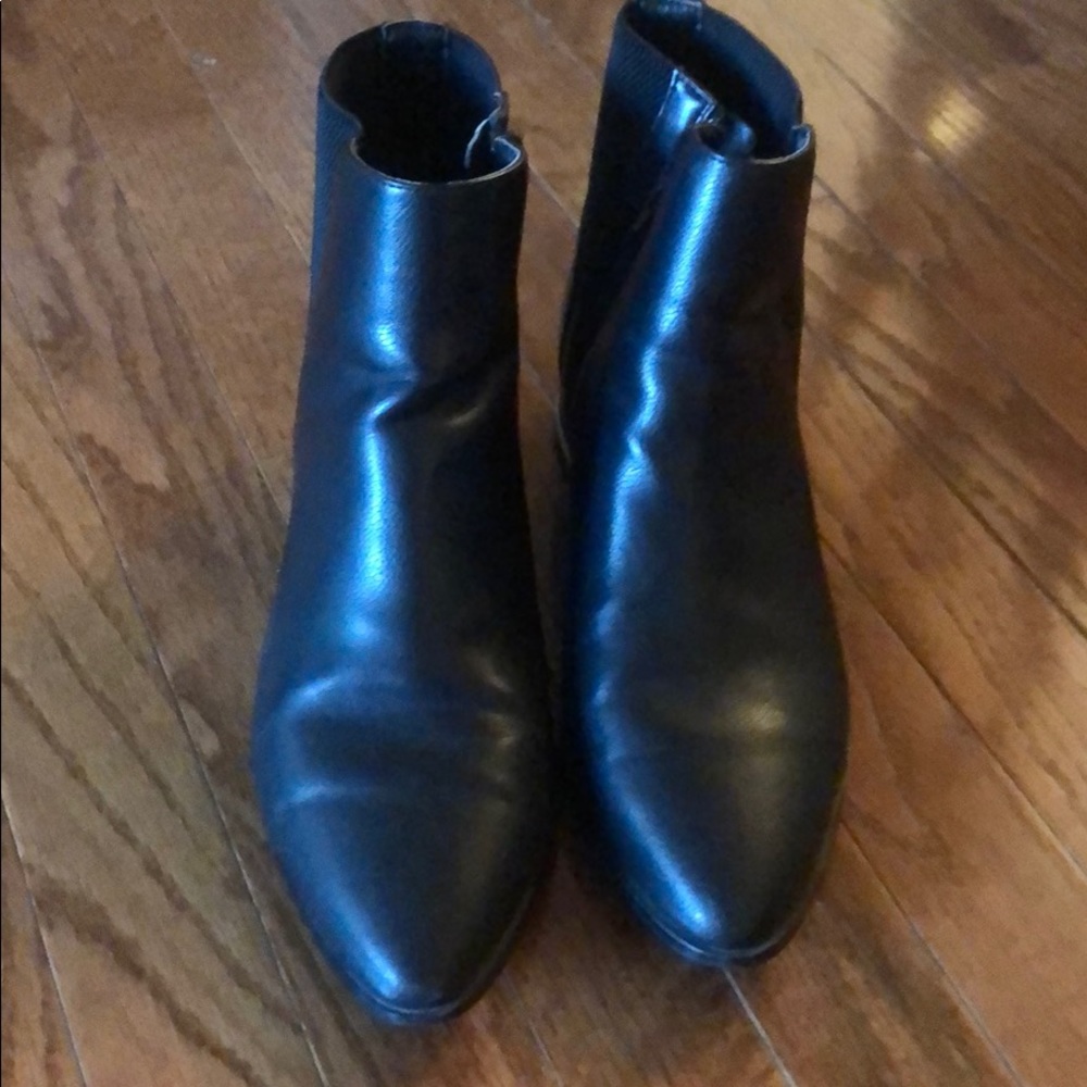 Leather ankle boots